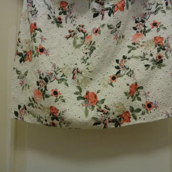 ONE SHOULDER EYELET FLORALS RUFFLES BLOUSE BY I.N.C. S - Picture 5 of 8